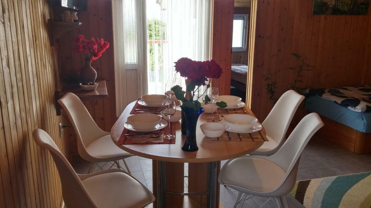 Apartman Joy Нин Экстерьер фото