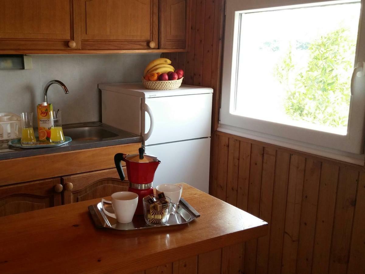 Apartman Joy Нин Экстерьер фото